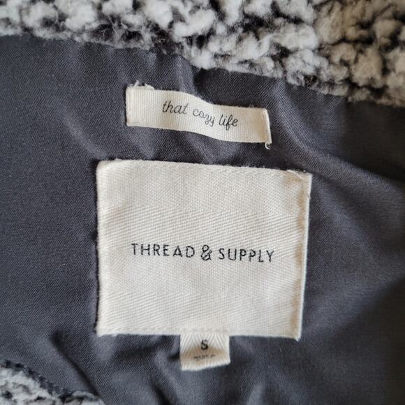 Thread and Supply Sherpa Fleece Quarter Zip Pullover Gray Womens Small - Picture 6 of 13